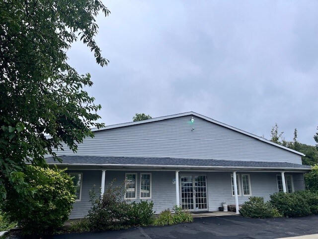 3033 W 44th St, Cleveland, OH for sale - Building Photo - Image 2 of 16