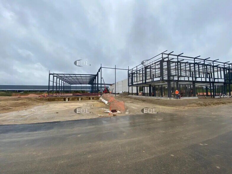 Flex in Saint-Germain-lès-Arpajon for lease - Construction Photo - Image 3 of 4