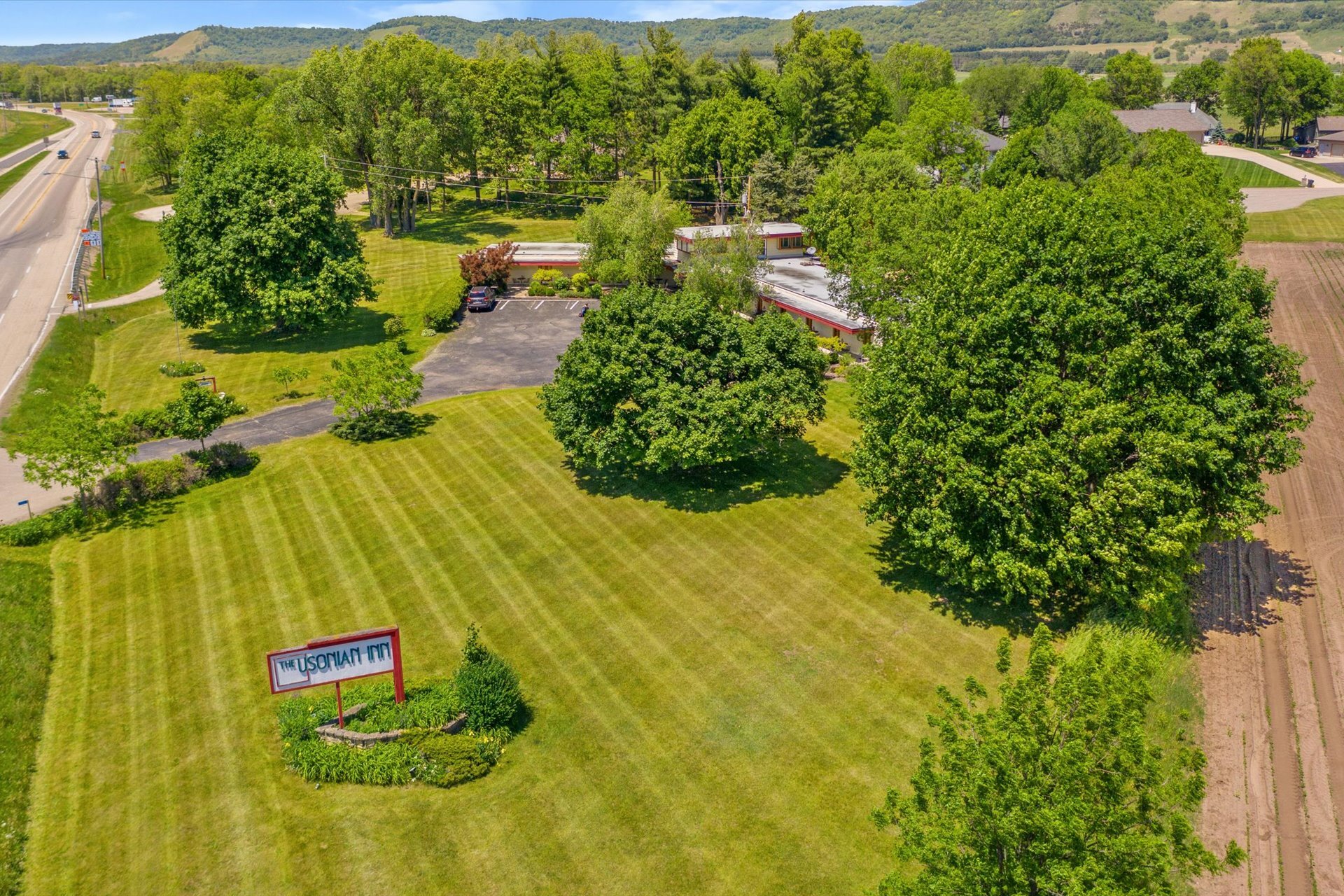 E5116 US Hwy 14, Spring Green, WI 53588 Usonian Inn