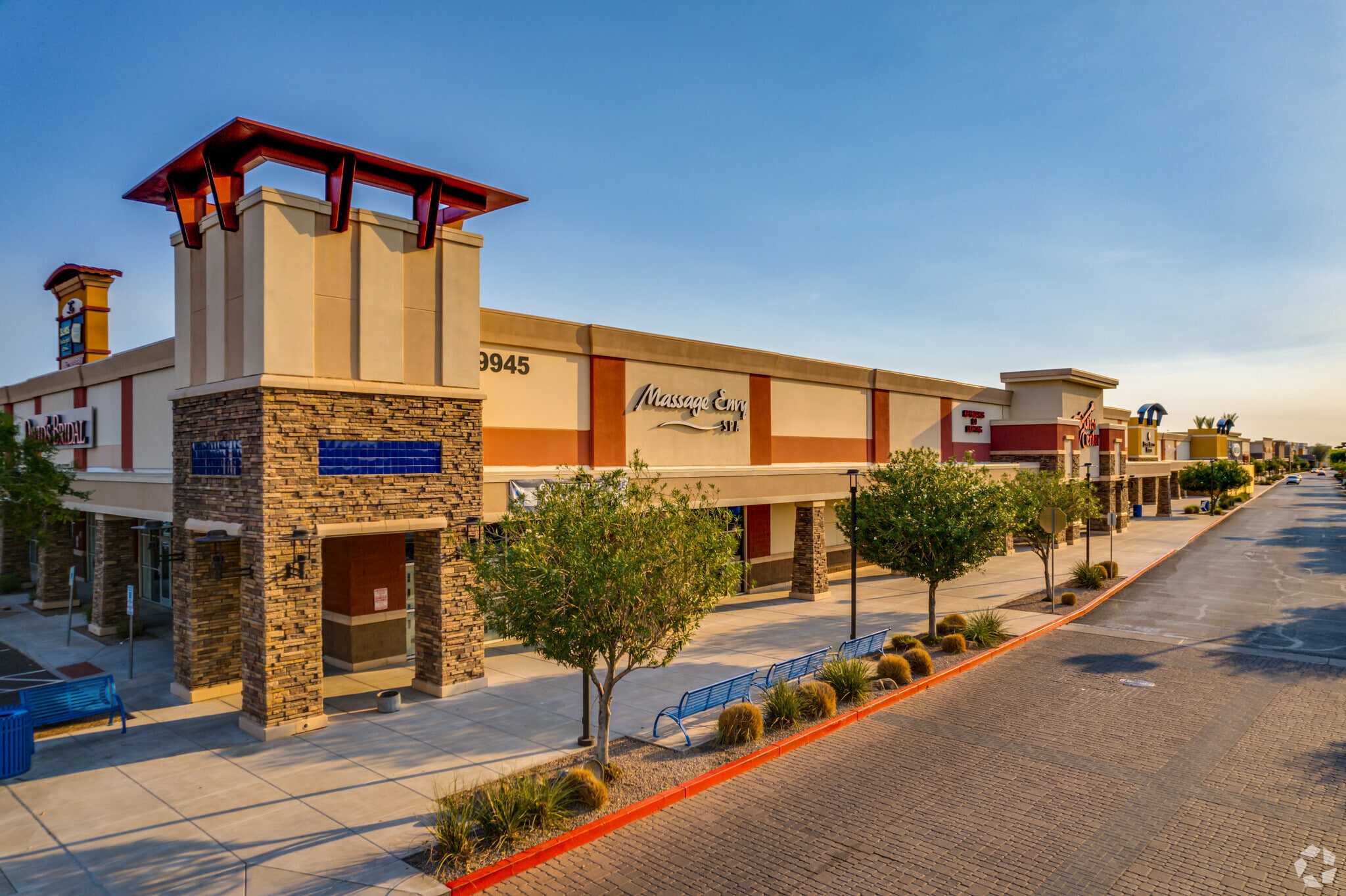 9905-10125 W McDowell Rd, Avondale, AZ for lease Primary Photo- Image 1 of 8