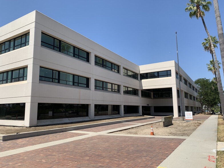 4750 Wilshire Blvd, Los Angeles, CA for lease - Building Photo - Image 1 of 6