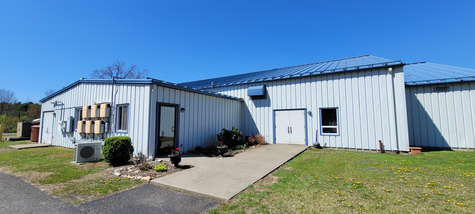 1688 Us9, Castleton On Hudson, NY 12033