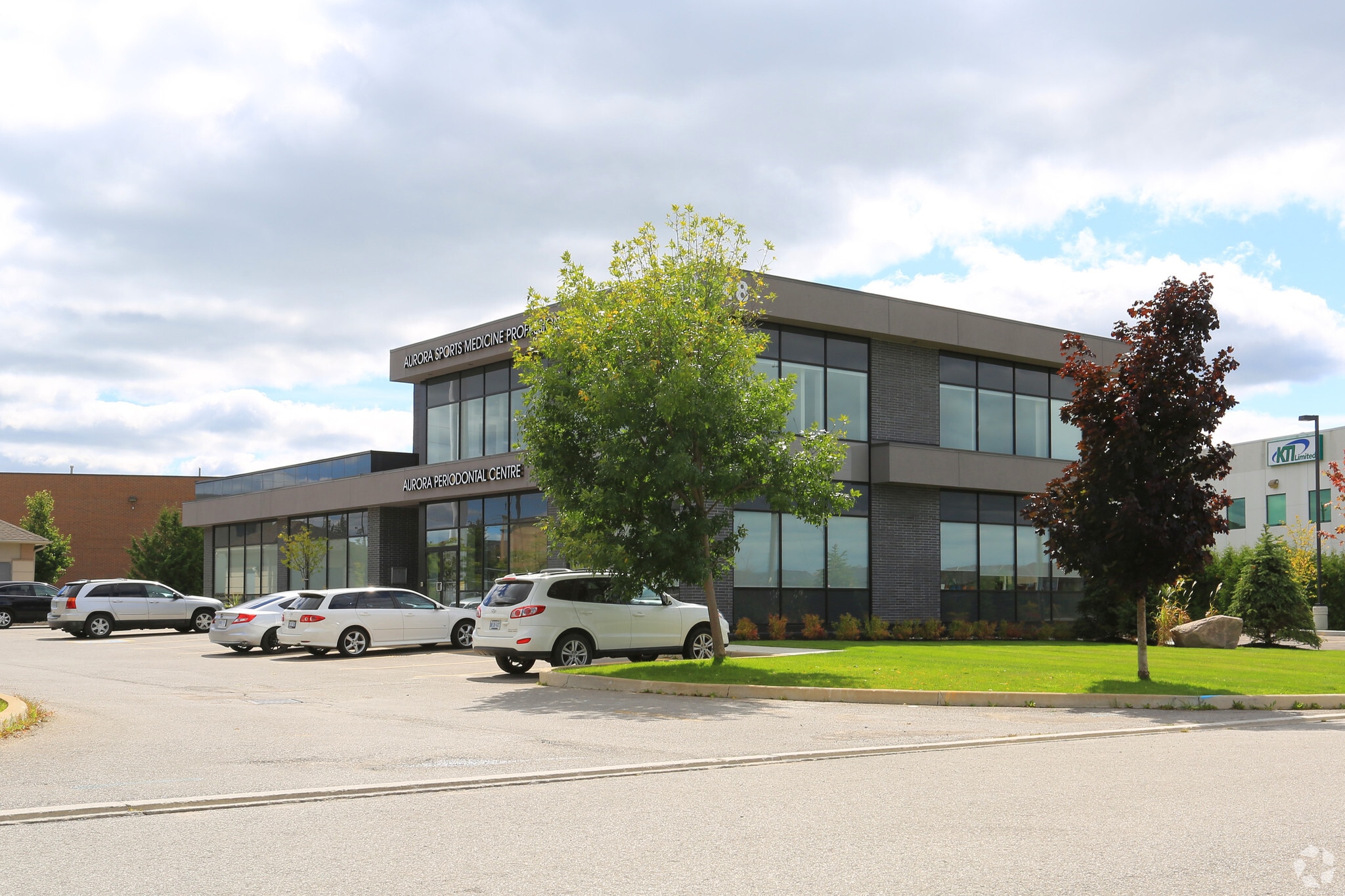 248 Earl Stewart Dr, Aurora, ON for sale Primary Photo- Image 1 of 1