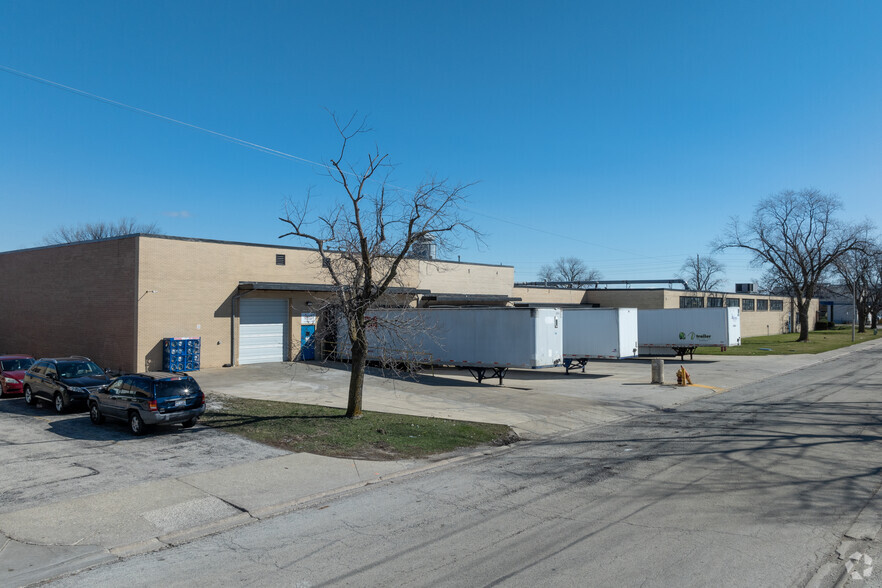 2000 N Mannheim Rd, Melrose Park, IL for sale - Building Photo - Image 2 of 5