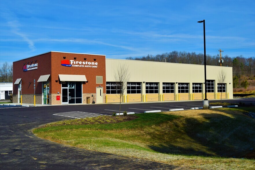 593 Highway 46 Dickson Tn 37055 Loopnet Com