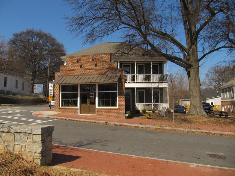 692 Kirkwood Ave SE, Atlanta, GA for sale - Building Photo - Image 1 of 15