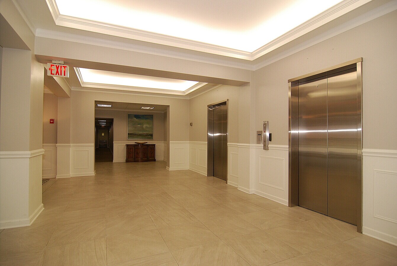 1825 St. Julian Pl, Columbia, SC 29204 Middleborough Condominiums