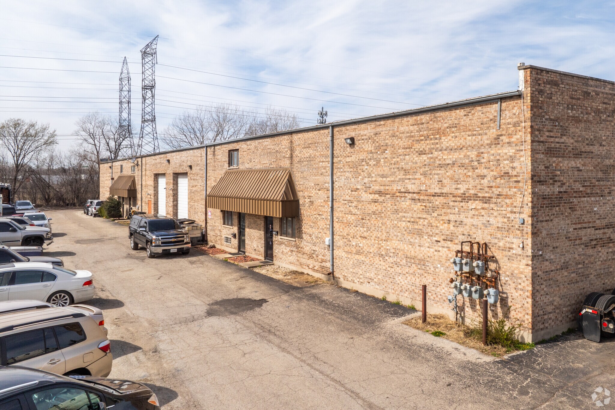 Industrial in Bridgeview, IL for sale Primary Photo- Image 1 of 1