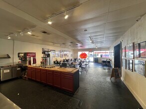 322 SW 25th St, Oklahoma City, OK for lease Building Photo- Image 2 of 9