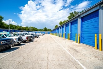 5256 W Us-290, Austin, TX for lease Interior Photo- Image 2 of 4