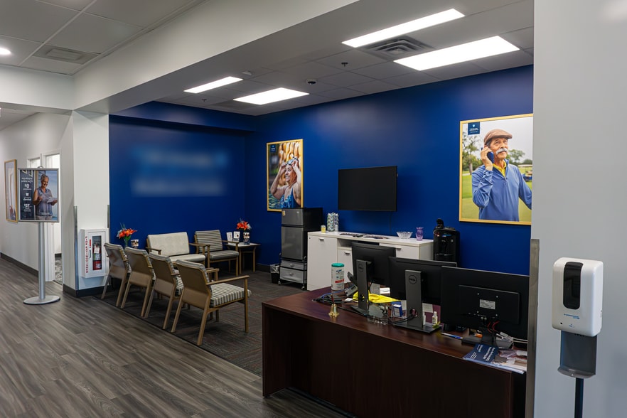 2080 Western Ave, Guilderland, NY for lease - Interior Photo - Image 1 of 9