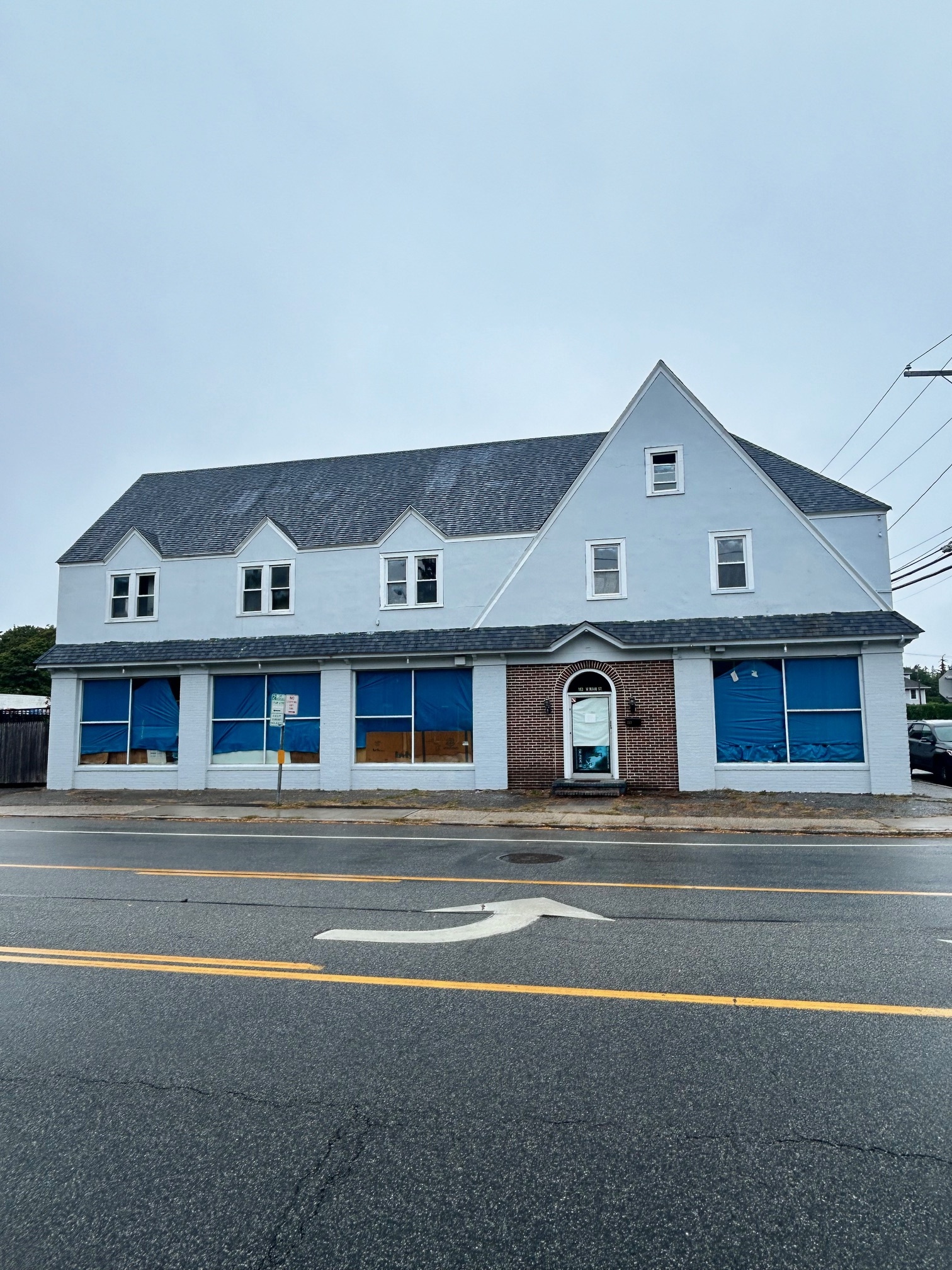 193 W Main St, Bay Shore, NY for sale Building Photo- Image 1 of 7