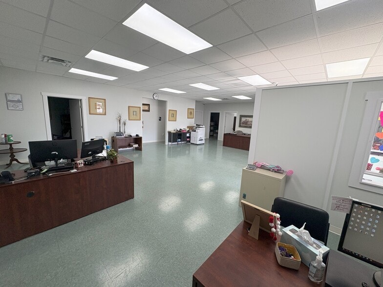 3535 SW Military Dr, San Antonio, TX for sale - Building Photo - Image 2 of 4