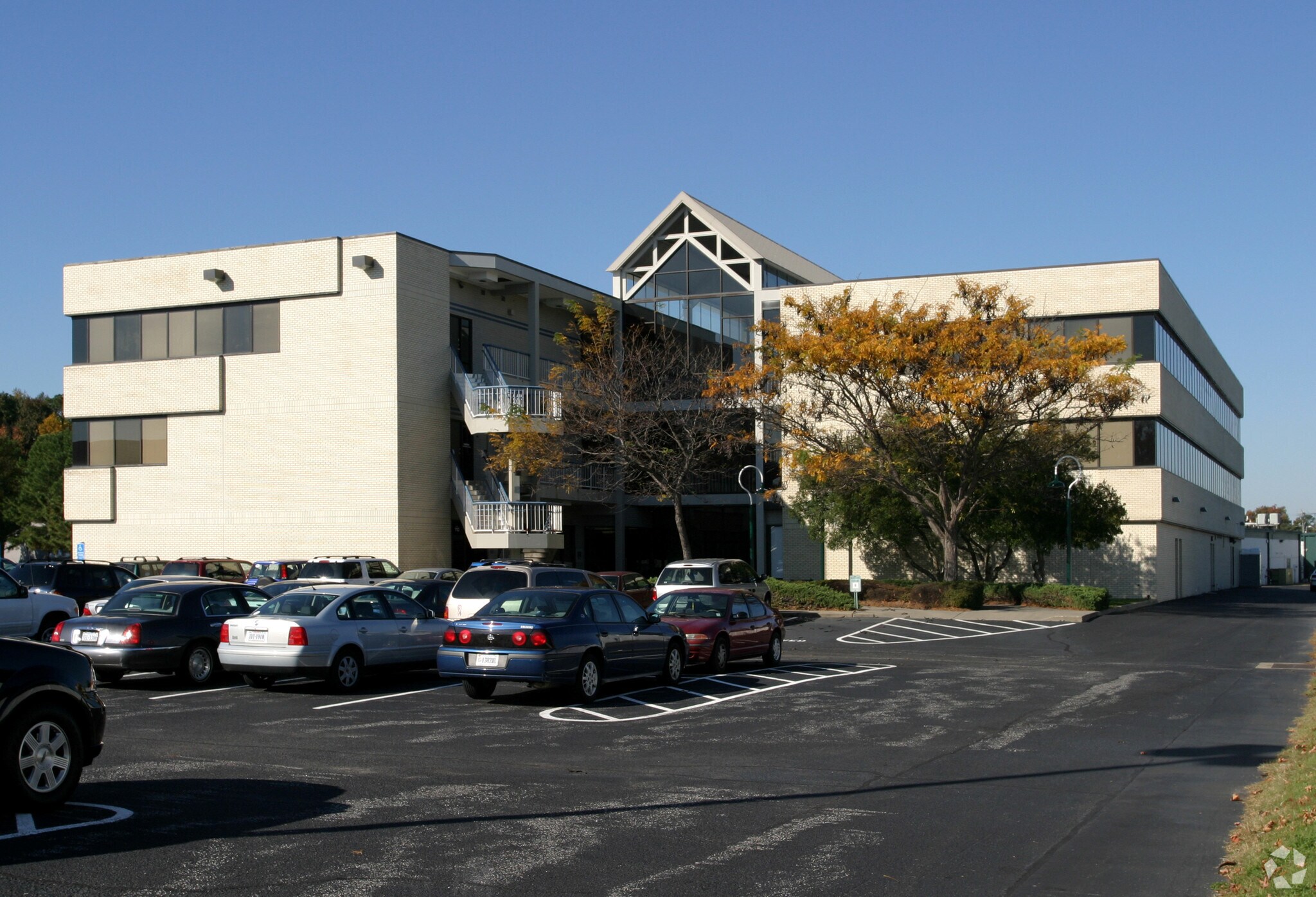 6477 College Park Sq, Virginia Beach, VA 23464 The Atrium
