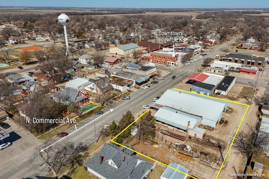 410 N Commercial Ave, Sedgwick, KS for sale - Primary Photo - Image 1 of 1