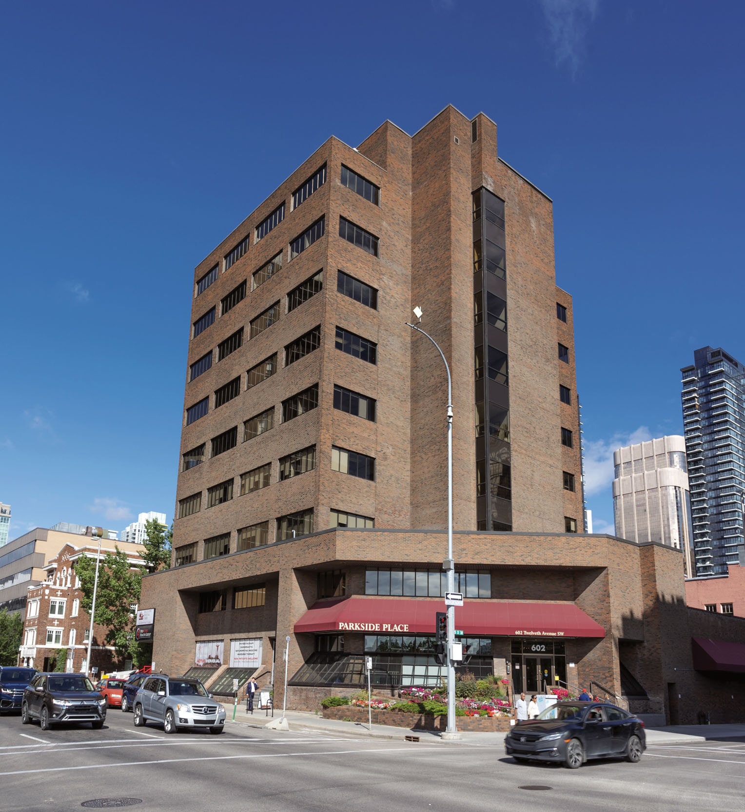 602 12th Ave SW, Calgary, AB for lease Building Photo- Image 1 of 7