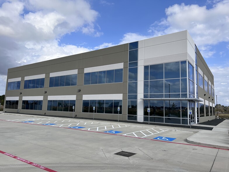 24130 State Highway 249, Tomball, TX for lease - Building Photo - Image 3 of 5