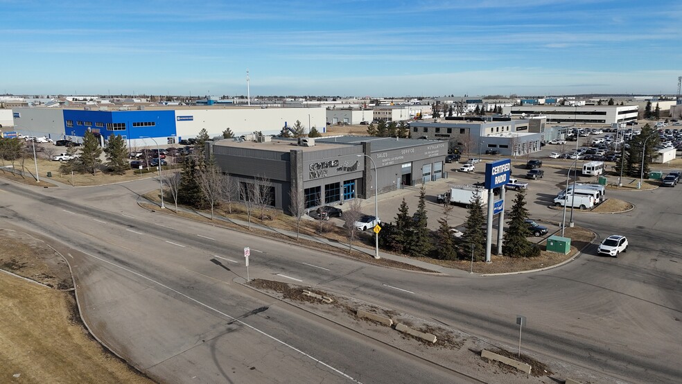 17104 111th Ave NW, Edmonton, AB for lease - Building Photo - Image 1 of 8