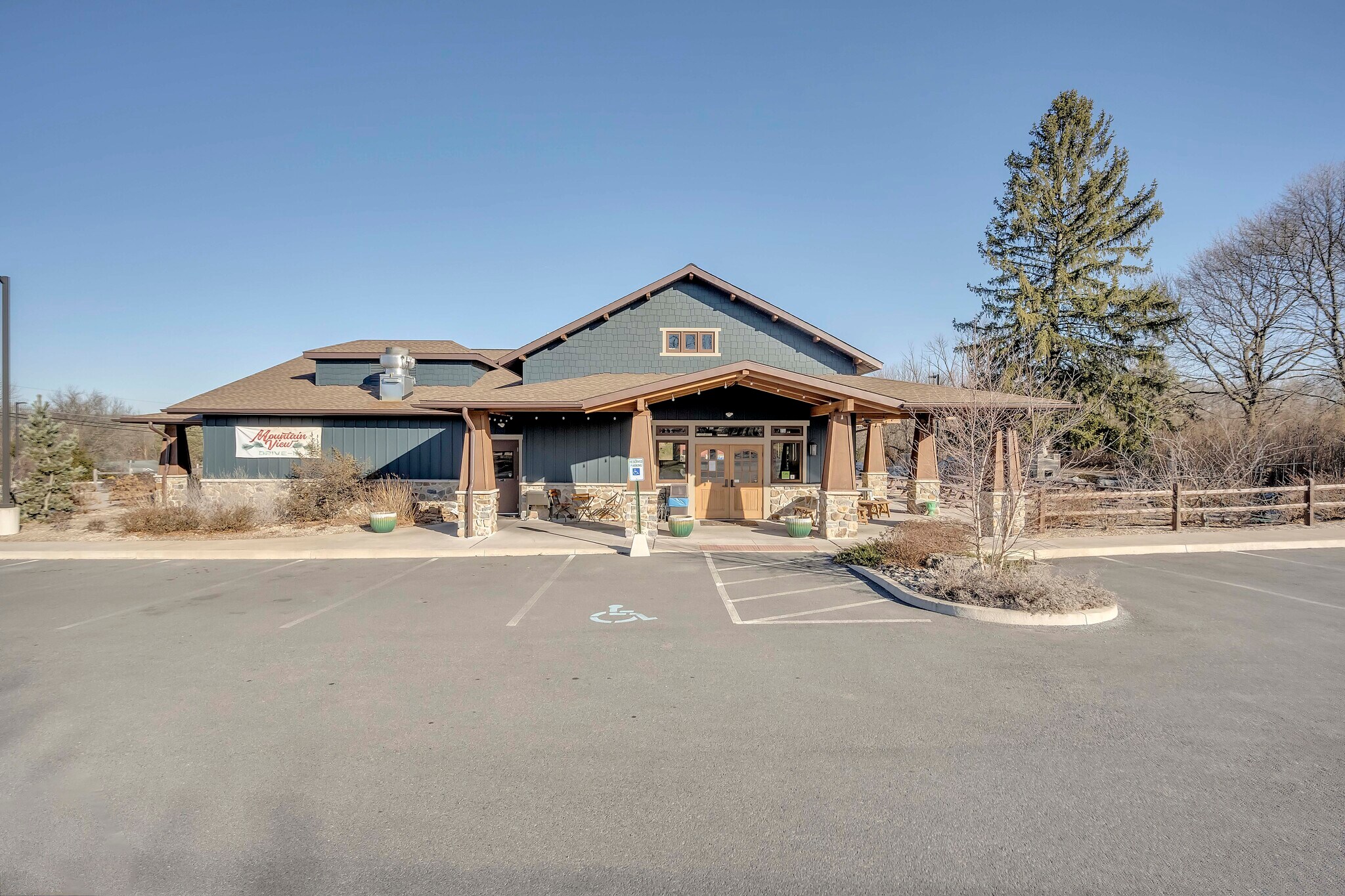 602 Jacobsburg Rd, Nazareth, PA 18064 Specialty for Sale