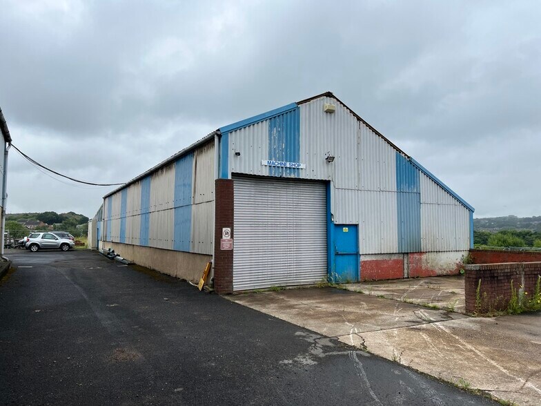 Wakefield Rd, Barnsley for sale - Building Photo - Image 2 of 11