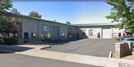 20756 High Desert Ct, Bend, OR for lease Interior Photo- Image 1 of 7