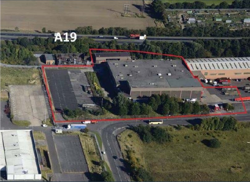 1 Mill Hl, Peterlee for sale - Primary Photo - Image 1 of 1