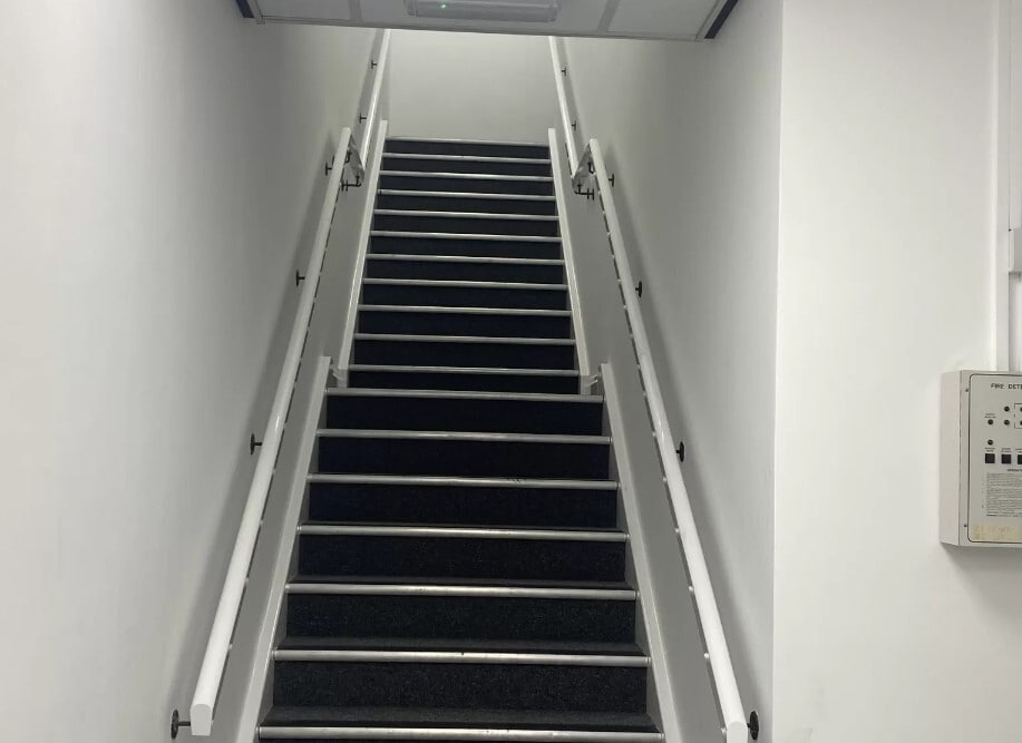 Taylors Ct, Rotherham for lease Interior Photo- Image 1 of 7