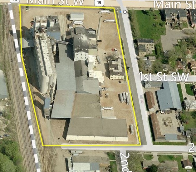 100 2nd Ave SW, New Prague, MN for sale - Building Photo - Image 1 of 1