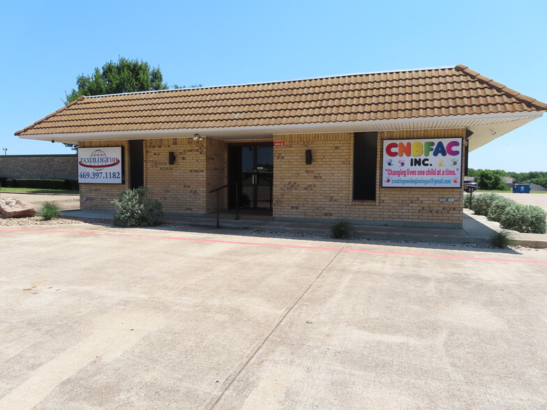 1472 N Hampton Rd, DeSoto, TX for lease - Building Photo - Image 2 of 12