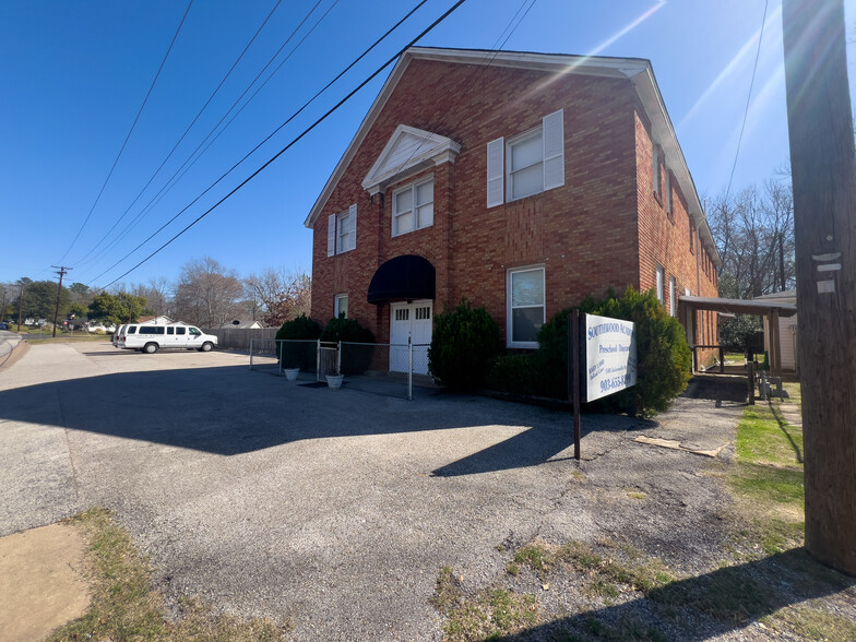 1501 Jacksonville Dr, Henderson, TX for sale - Building Photo - Image 3 of 33