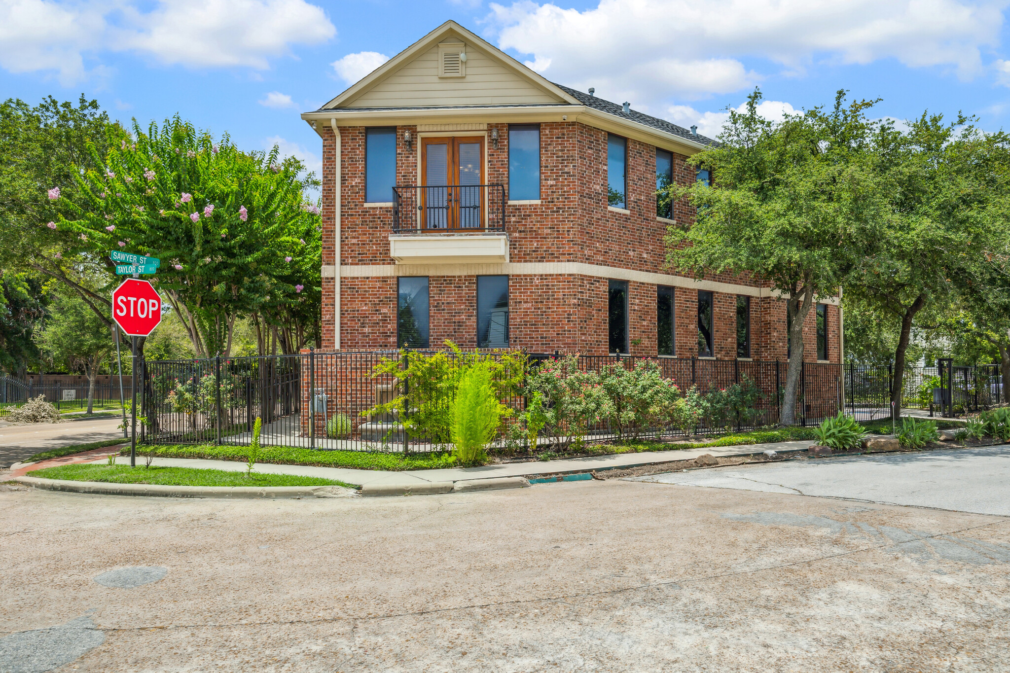 800 Sawyer St, Houston, TX for sale Building Photo- Image 1 of 19