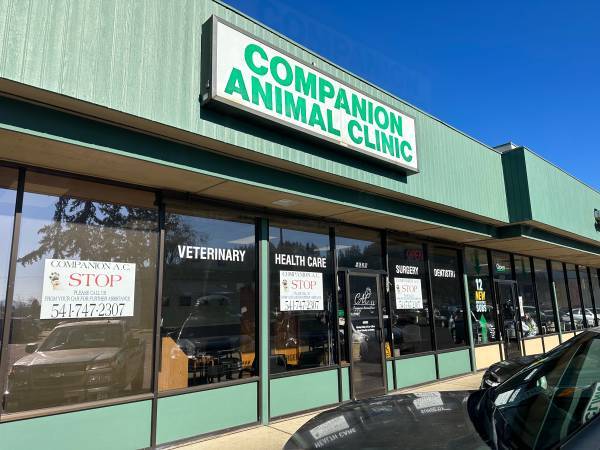 5608-5676 Main St, Springfield, OR for sale - Building Photo - Image 1 of 1