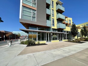 1333 Powell St, Emeryville, CA for lease Building Photo- Image 2 of 3