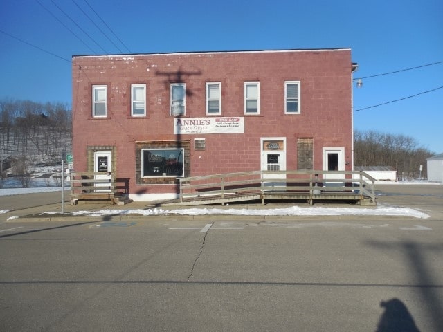 300 Washington St, Darlington, WI for sale Primary Photo- Image 1 of 1