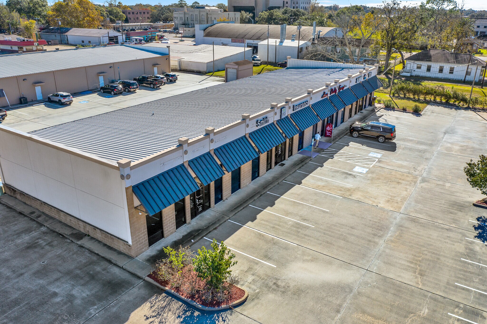 700 N Front St, Angleton, TX for sale Building Photo- Image 1 of 1