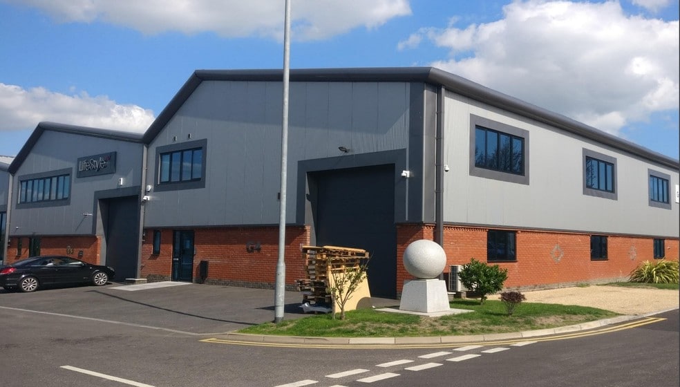 Dittons Rd, Polegate for sale - Primary Photo - Image 1 of 1