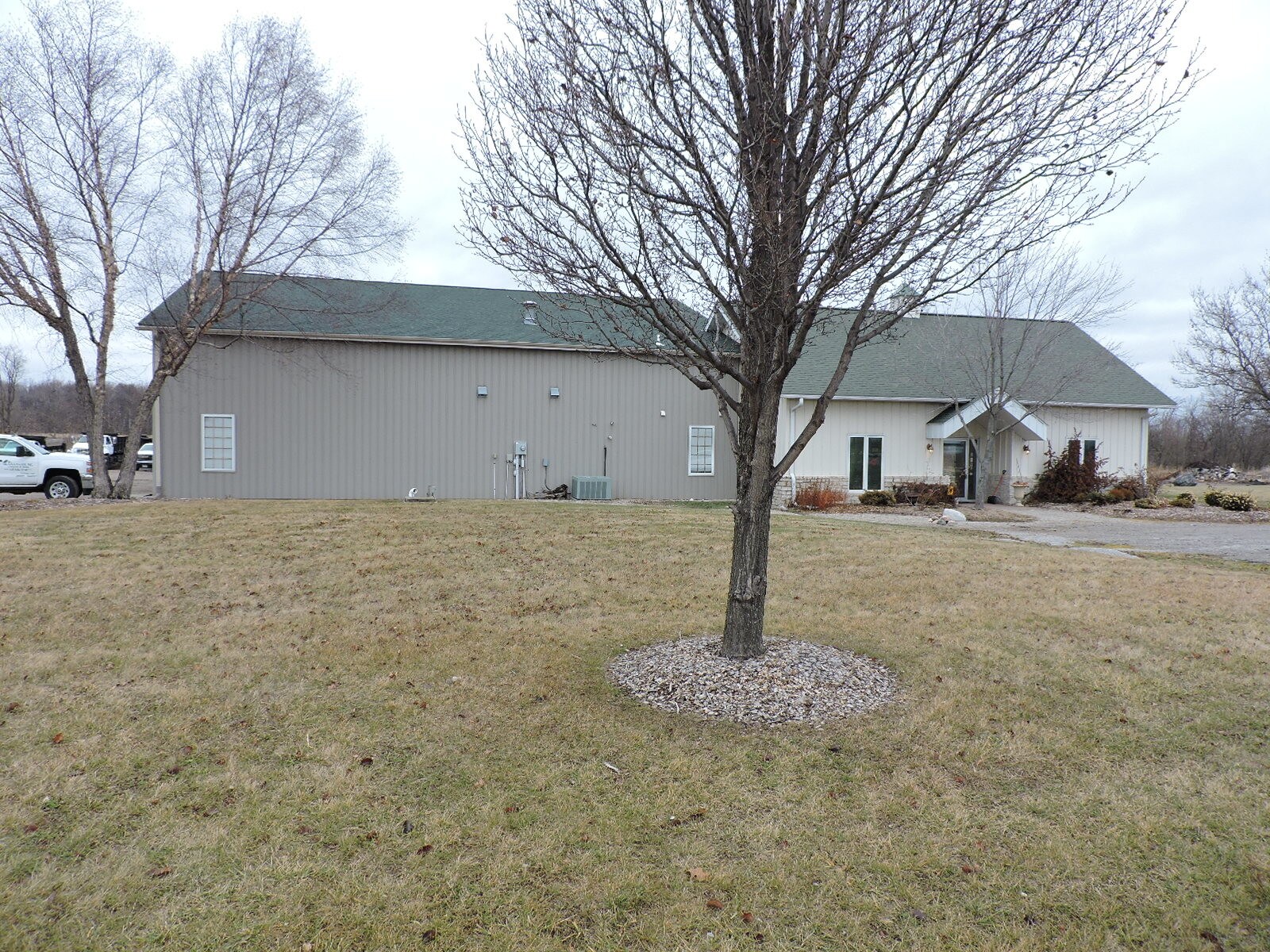 13582 Sylvania Metamora Rd, Berkey, OH for sale Building Photo- Image 1 of 1