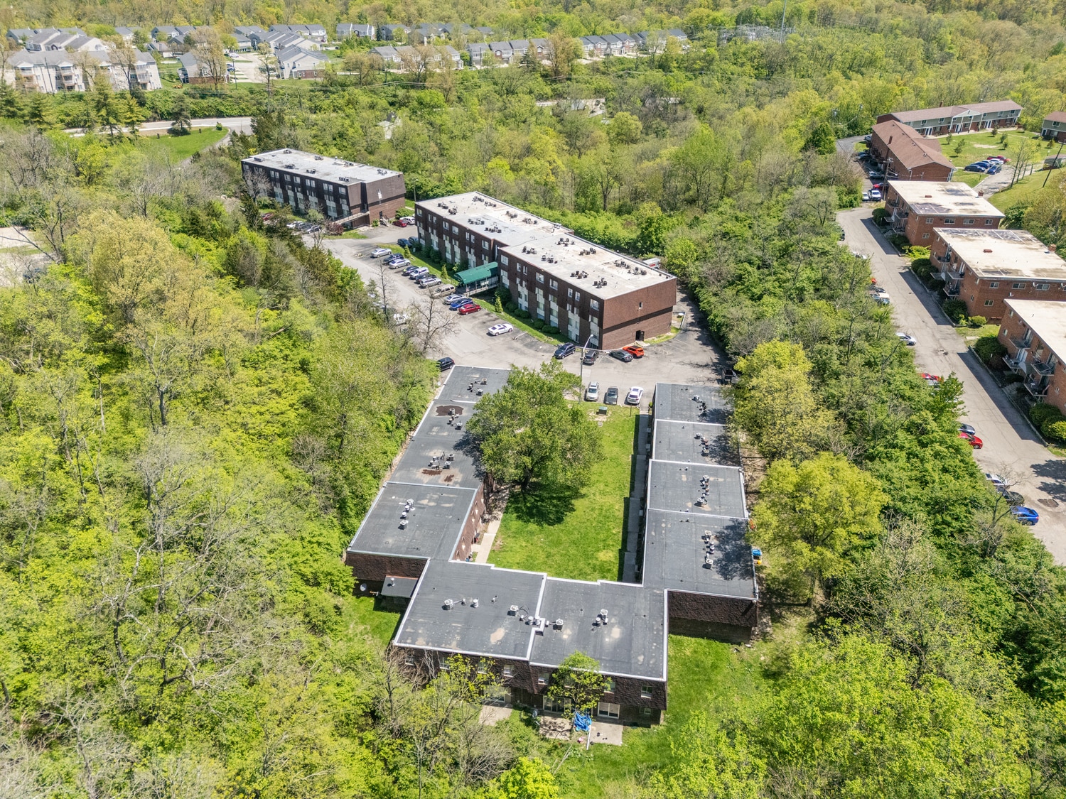 5459-5473 Kirby Ave, Cincinnati, OH for sale Building Photo- Image 1 of 1