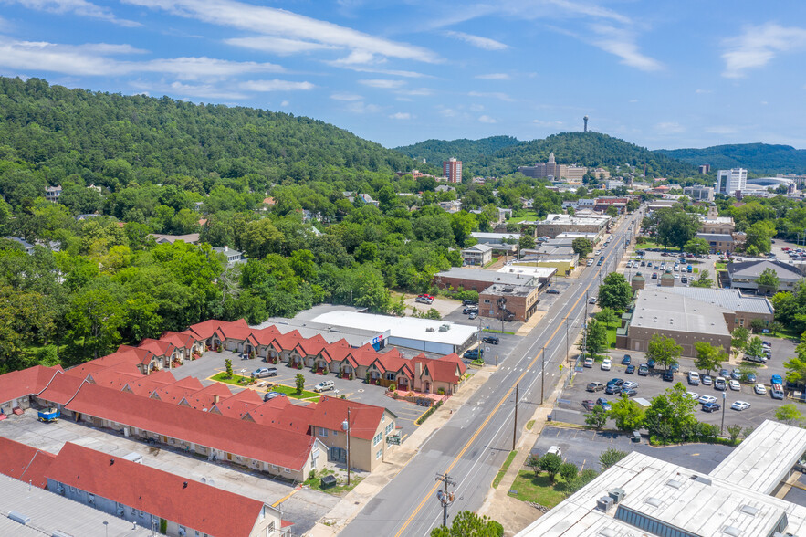 638 Ouachita Ave, Hot Springs, AR for sale - Building Photo - Image 1 of 1