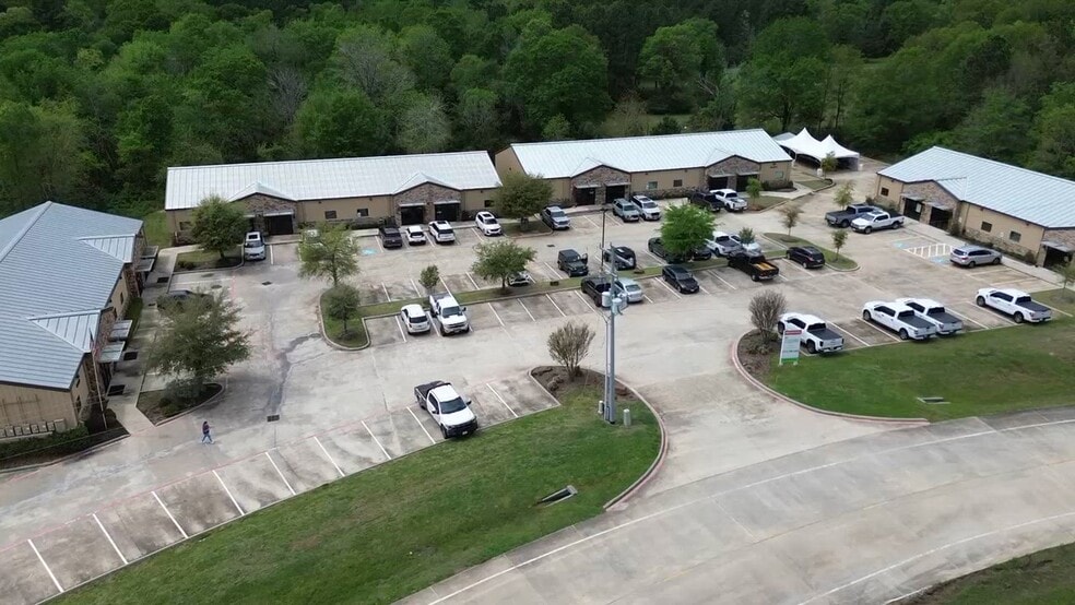 15349 Summit Park Dr, Montgomery, TX for lease - Commercial Listing Video - Image 3 of 39