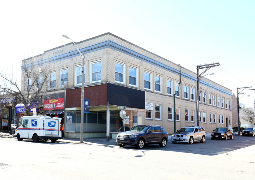 329-333 Moody St, Waltham, MA for sale - Primary Photo - Image 1 of 1