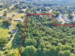 1015 Bassett Rd, Palestine, TX - AERIAL  map view - Image1