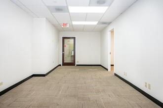 60 Long Ridge Rd, Stamford, CT for lease Interior Photo- Image 2 of 13