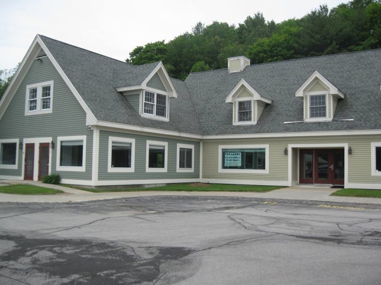 425 S Stark Hwy, Weare, NH for lease - Building Photo - Image 2 of 4