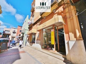 Retail in Palafrugell, Gerona for lease Building Photo- Image 1 of 24