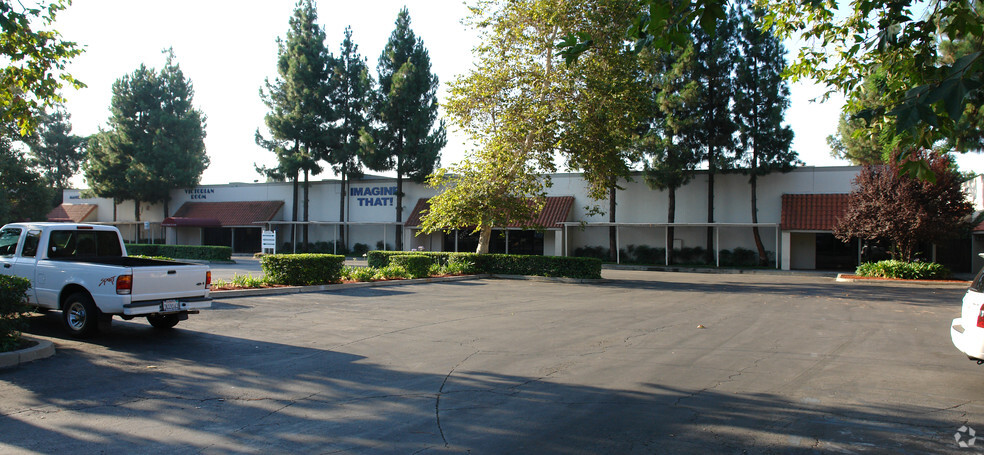 1318-1320 W 9th St, Upland, CA for lease - Building Photo - Image 3 of 5