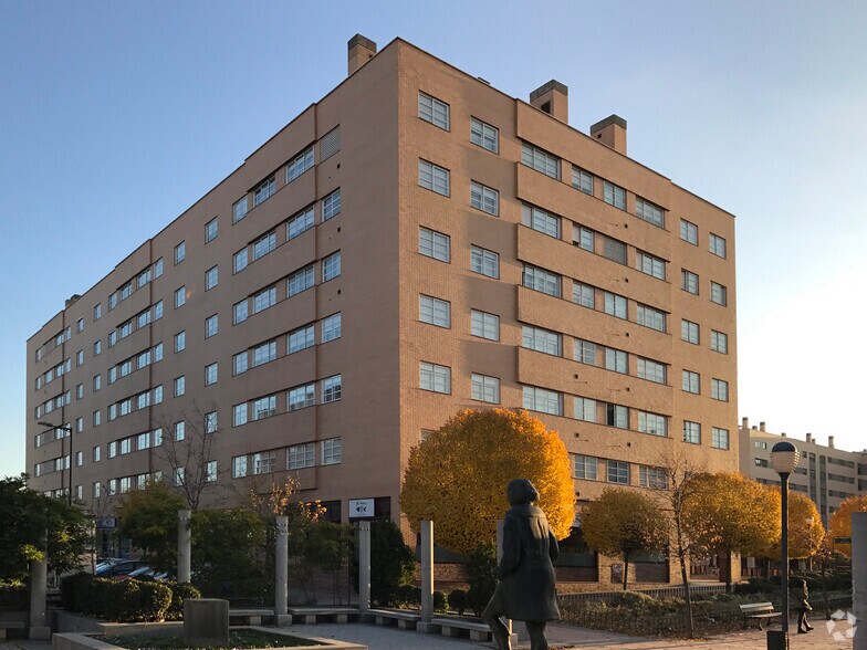 Plaza Mar Egeo, 1, Coslada, Madrid for lease - Building Photo - Image 2 of 2