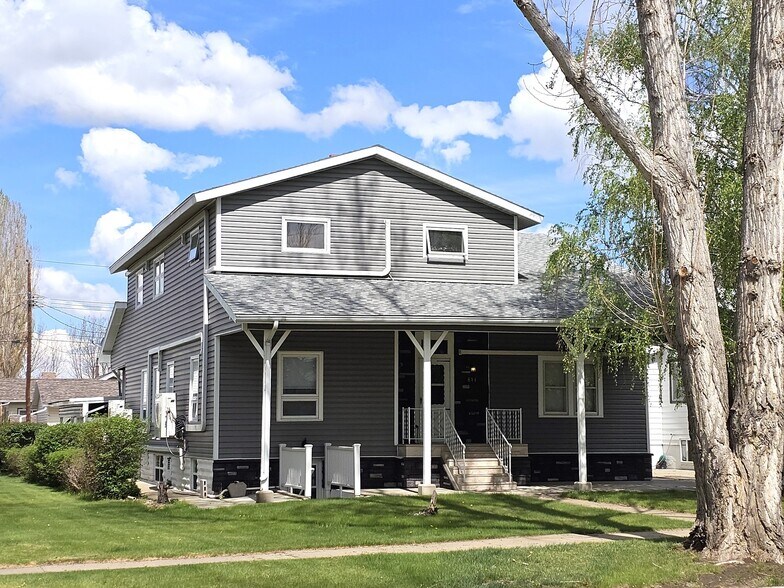 811 N Meade Ave, Glendive, MT for sale - Building Photo - Image 1 of 1