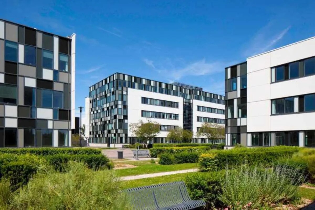 Office in Lyon for lease Building Photo- Image 1 of 14