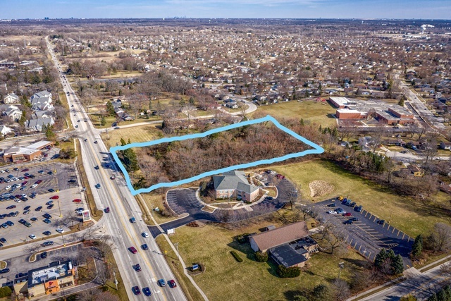 1029 Summit St, Elgin, IL for sale - Primary Photo - Image 1 of 1